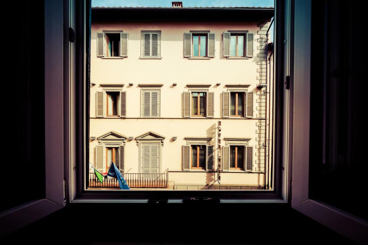 Mimi * Florencia